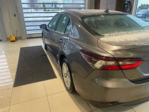 Used 2023 Toyota Camry LE image 2