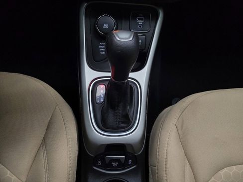 Used 2018 Jeep Compass Sport w/ Tech Group image 26