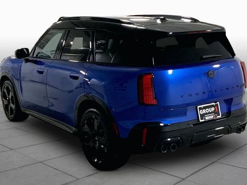Certified 2025 MINI Cooper Countryman John Cooper Works w/ Comfort Package Max AWD/4WD image 11