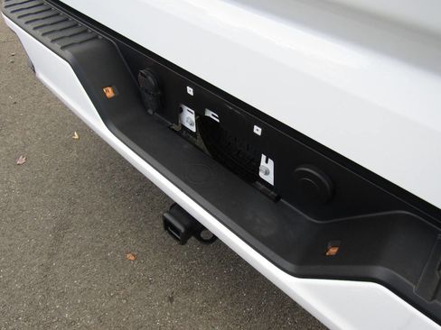 Used 2024 GMC Sierra 1500 Pro w/ Graphite Edition image 41