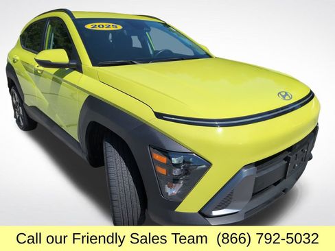 Used 2025 Hyundai Kona SEL AWD/4WD image 9