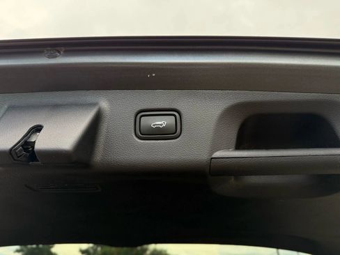 Used 2021 Hyundai Palisade Calligraphy image 27