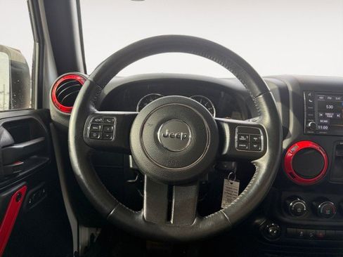 Used 2018 Jeep Wrangler Sport image 8