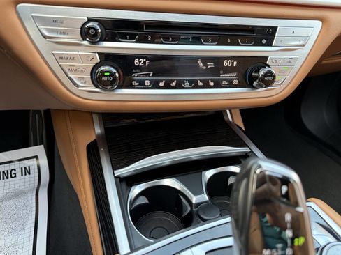 Used 2018 BMW M760i xDrive AWD/4WD image 34