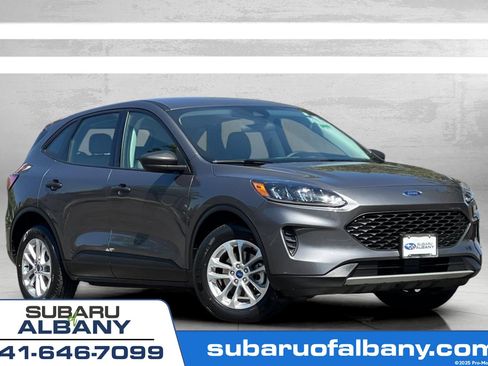 Used 2022 Ford Escape S image 1