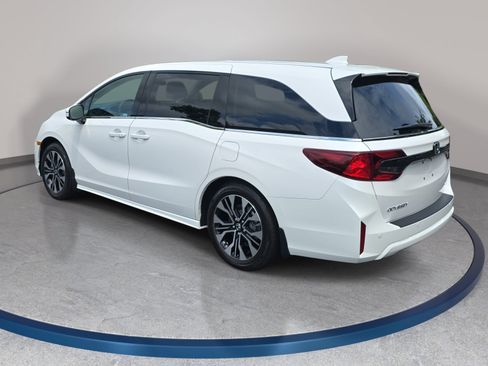 Used 2025 Honda Odyssey Elite image 7