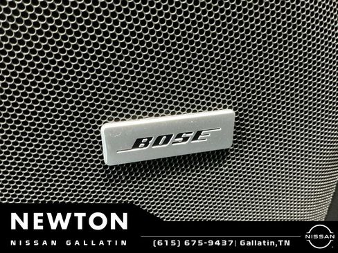 Used 2021 GMC Yukon SLT w/ SLT Premium Package AWD/4WD image 9
