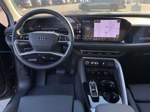Used 2025 Audi Q5 Prestige AWD/4WD image 13