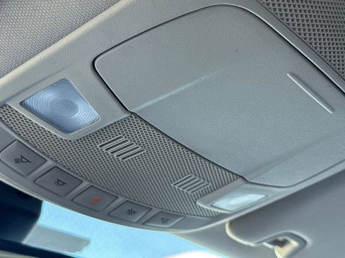 Used 2019 Ford Fusion SE image 22