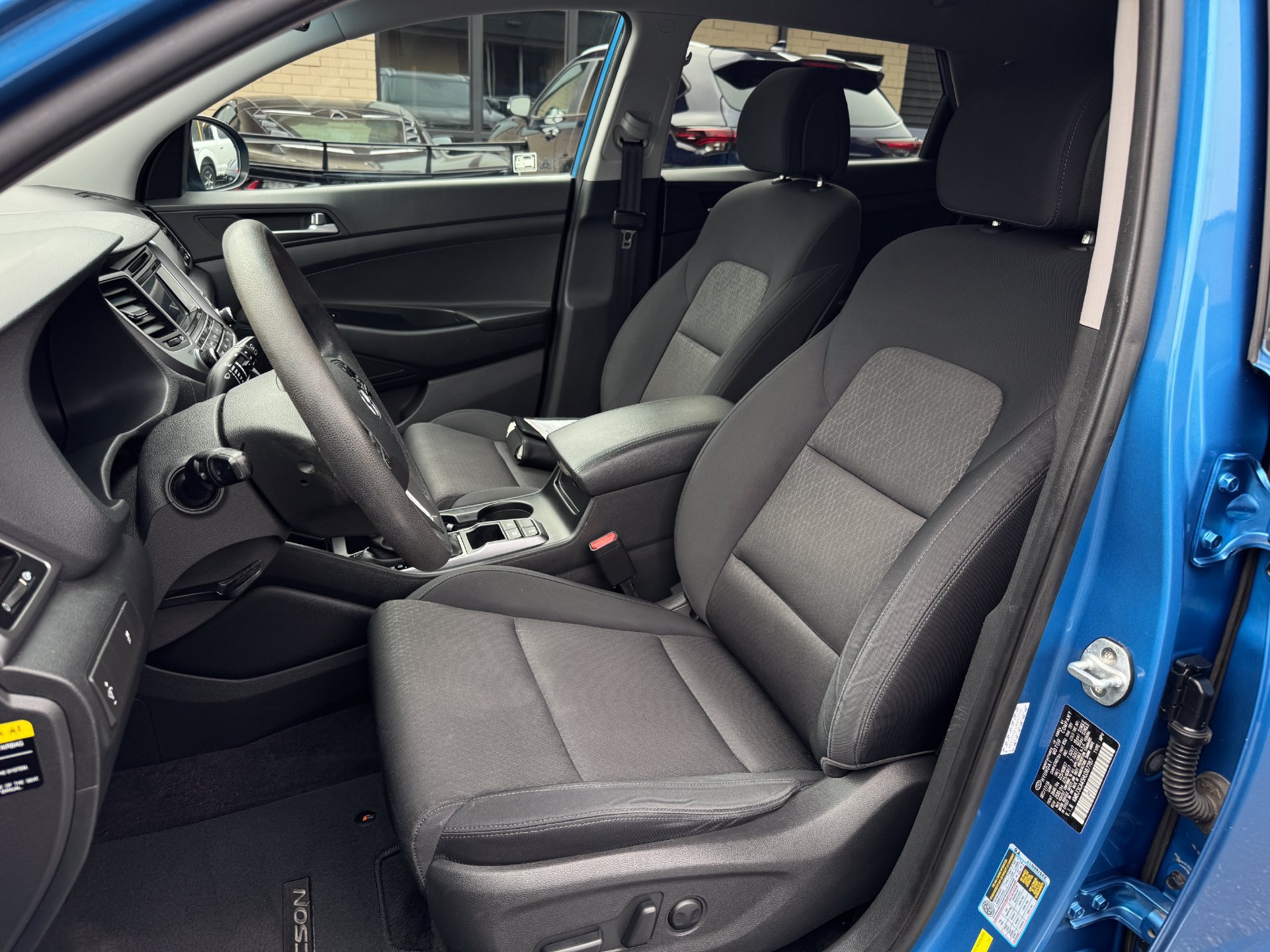 Used 2017 Hyundai Tucson SE w/ SE Popular Package 02 AWD/4WD image 8