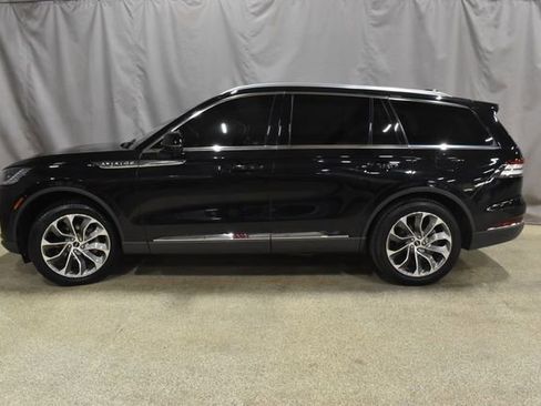 Used 2025 Lincoln Aviator Reserve image 6