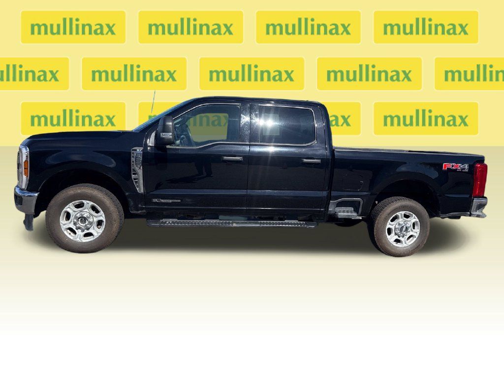 Used 2025 Ford F250 XLT w/ FX4 Off-Road Package AWD/4WD image 8