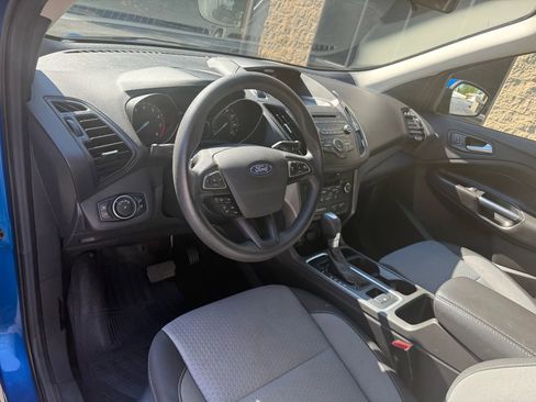 Used 2017 Ford Escape SE w/ SE Cold Weather Package AWD/4WD image 20