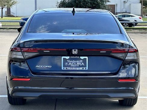 Used 2025 Honda Accord LX image 5