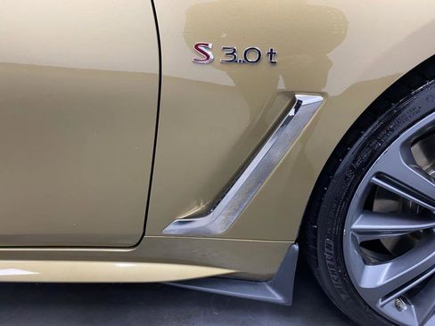 Used 2018 INFINITI Q60 Red Sport 400 image 16