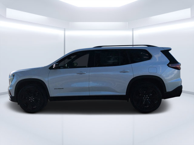 Used 2025 GMC Acadia Elevation w/ Black Edition FWD image 6