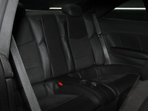 Used 2017 Cadillac ATS V w/ Carbon Black Package RWD image 46