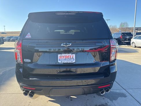 Used 2024 Chevrolet Suburban Z71 w/ Off-Road Capability Package image 32