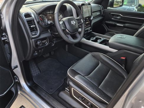 Used 2025 RAM 1500 Laramie w/ Laramie Southwest Edition AWD/4WD image 13