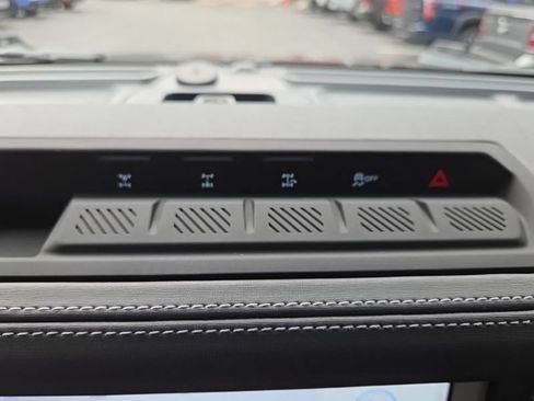 New 2026 Ford Bronco Outer Banks w/ Sasquatch Package AWD/4WD image 35