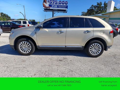 Used 2011 Lincoln MKX 2WD w/ Wood Pkg image 2