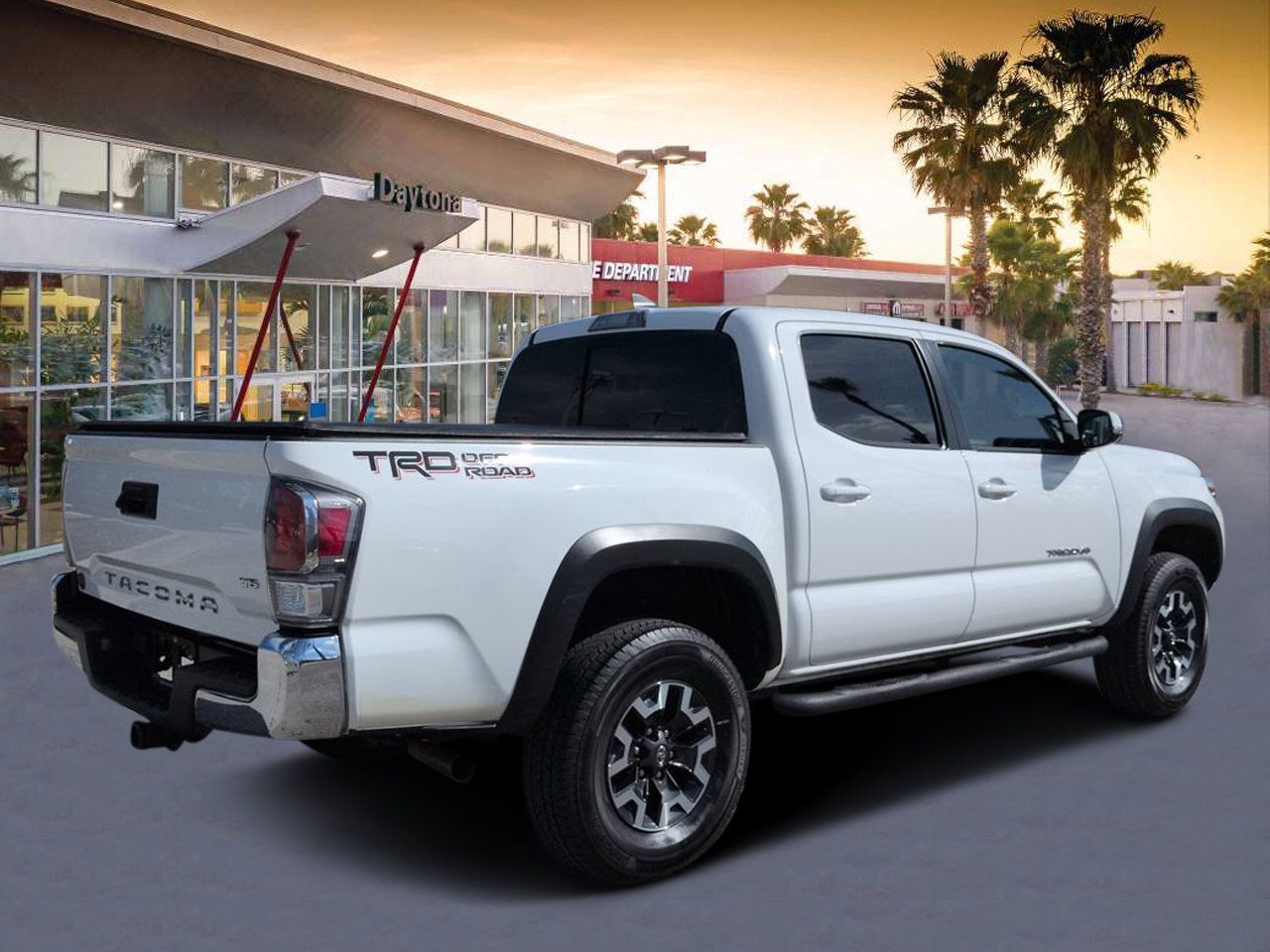Used 2022 Toyota Tacoma TRD Off-Road RWD image 3
