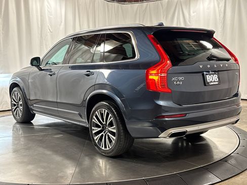Used 2021 Volvo XC90 T5 Momentum w/ Advanced Package FWD image 9