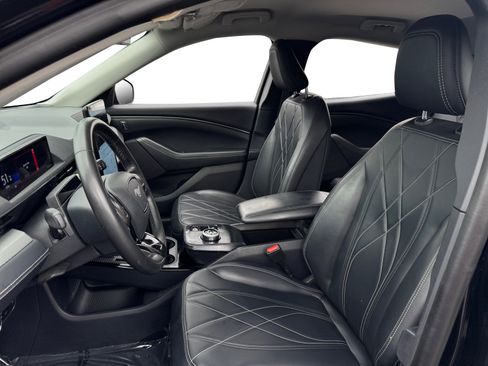 Used 2023 Ford Mustang Mach-E Select RWD image 9