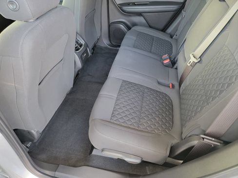 Used 2020 Chevrolet Blazer LT FWD image 11