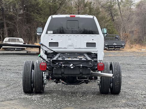 New 2026 Ford F550 2WD Crew Cab image 7