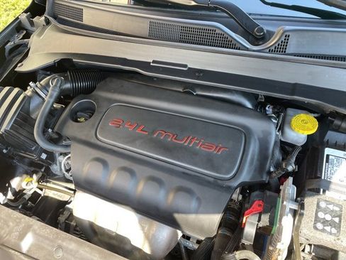 Certified 2022 Jeep Compass Limited image 22