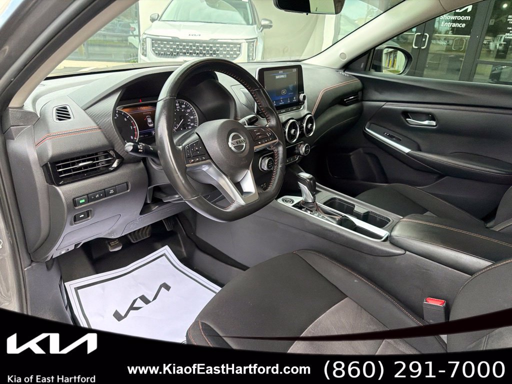 Used 2023 Nissan Sentra SR w/ Electronics Package FWD image 32