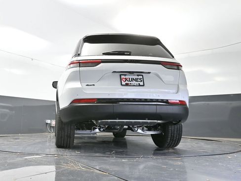 New 2025 Jeep Grand Cherokee Limited w/ Trailer Tow Package image 53