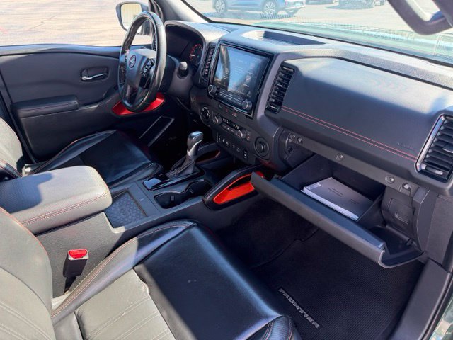 Used 2024 Nissan Frontier PRO-4X AWD/4WD image 39