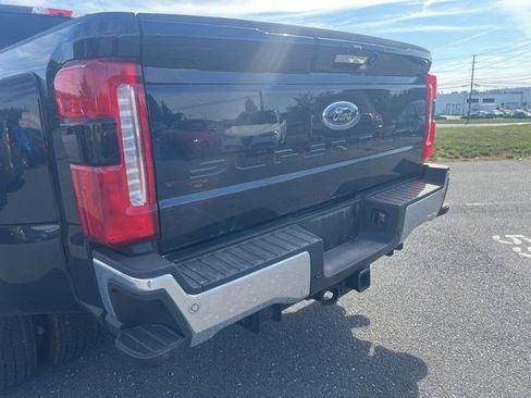 Used 2023 Ford F350 Lariat w/ Chrome Package AWD/4WD image 8
