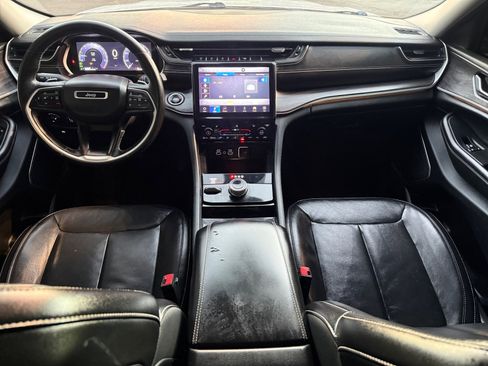 Certified 2021 Jeep Grand Cherokee L Limited image 17