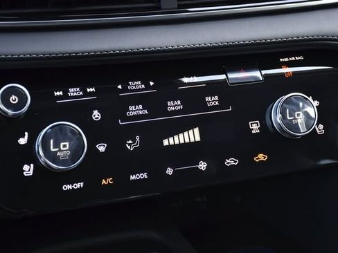 New 2027 INFINITI QX60 Luxe w/ Cargo Package FWD image 18