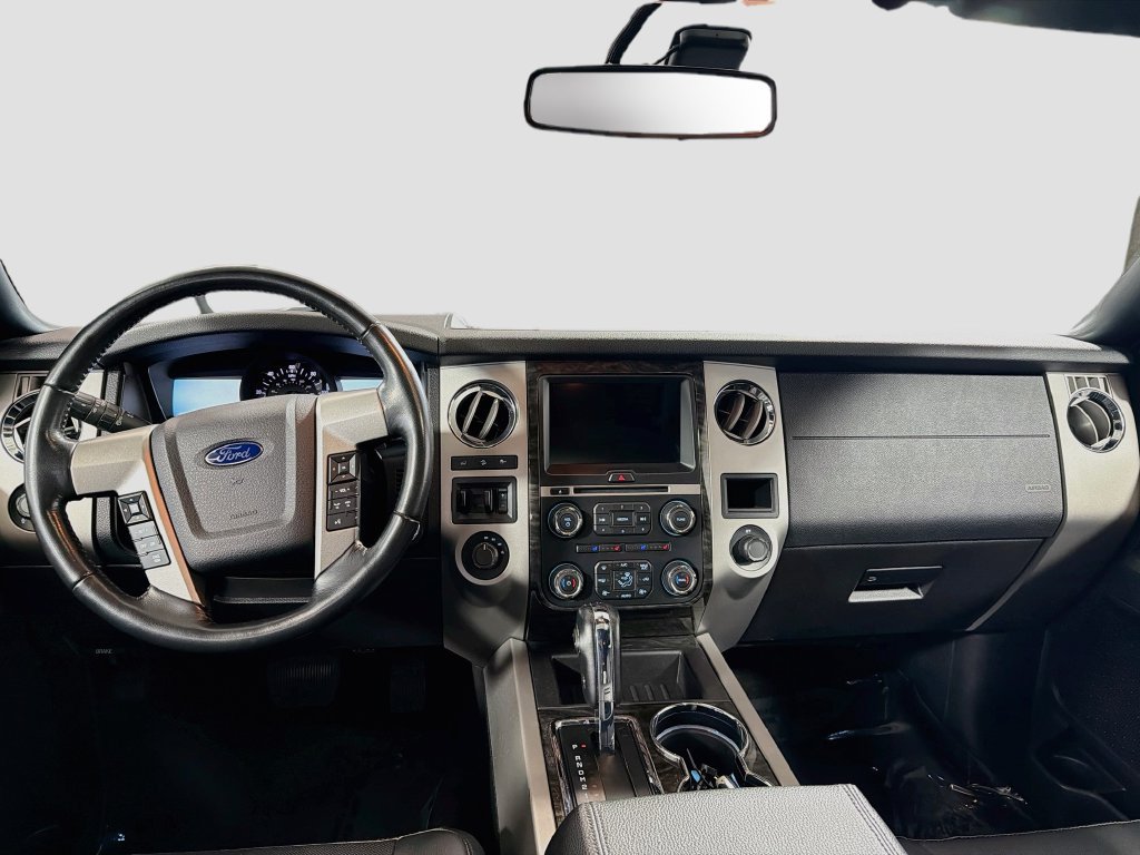 Used 2016 Ford Expedition Limited AWD/4WD image 25