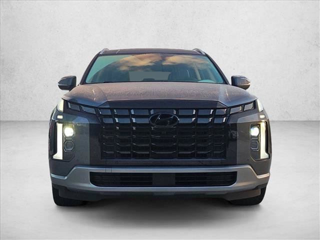 Used 2025 Hyundai Palisade SEL FWD image 2