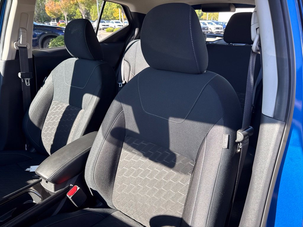 Used 2024 Nissan Kicks SV FWD image 15