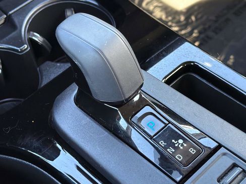 Used 2024 Toyota Prius LE image 16