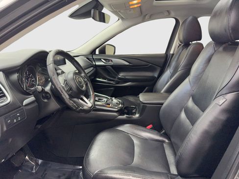 Used 2019 MAZDA CX-9 Touring w/ Touring Premium Package image 17