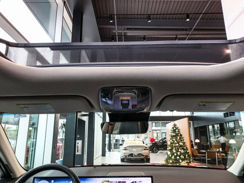 New 2026 Genesis Electrified GV70 image 17