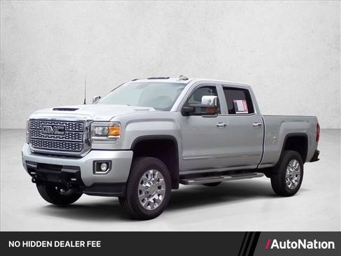 Used 2019 GMC Sierra 2500 Denali w/ Duramax Plus Package AWD/4WD image 1