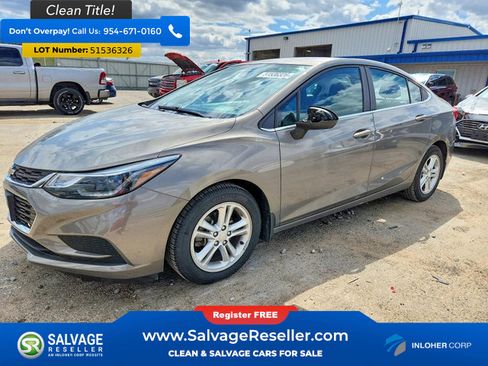 Used 2017 Chevrolet Cruze LT FWD image 1