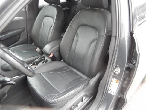 Used 2016 Audi Q3 2.0T Premium Plus w/ Technology Package image 29