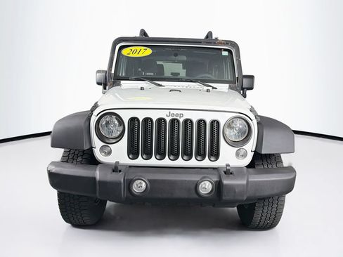 Used 2017 Jeep Wrangler Sport w/ Quick Order Package 24S AWD/4WD image 2