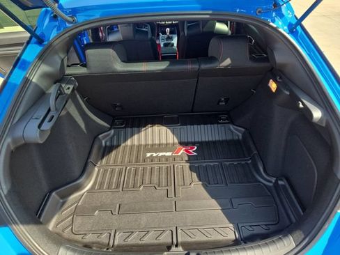 Used 2025 Honda Civic Type R image 13