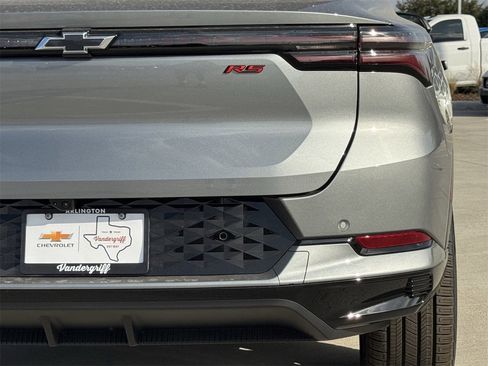 New 2026 Chevrolet Equinox EV RS image 11