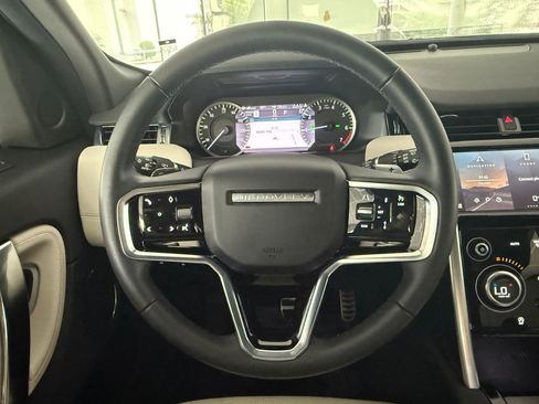 Used 2023 Land Rover Discovery Sport SE R-Dynamic AWD/4WD image 16